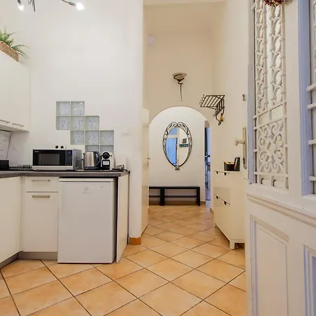 Basilica View Apartment With Balcony Budapest Exterior photo